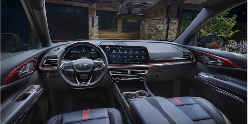 Infotainment System and Ergonomic Wheel